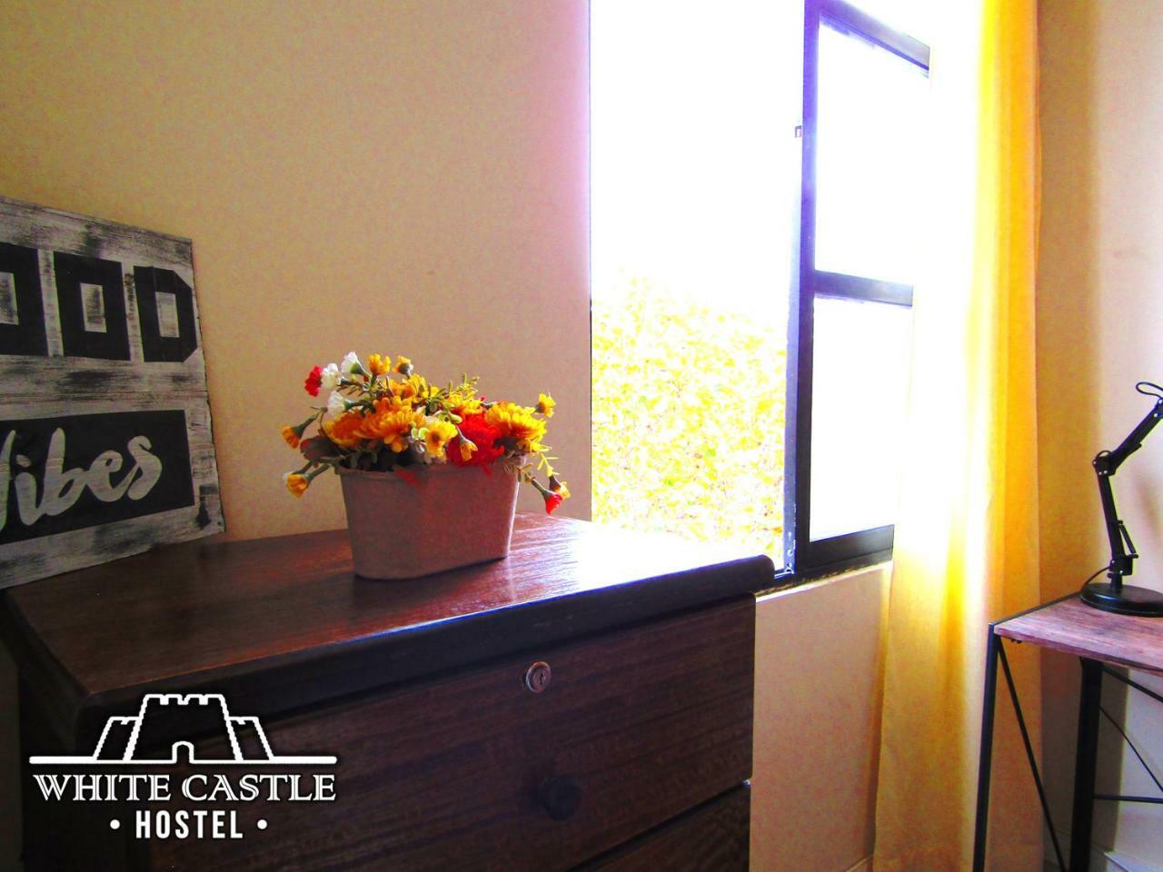 White Castle Hostel 瓦尔帕莱索 外观 照片