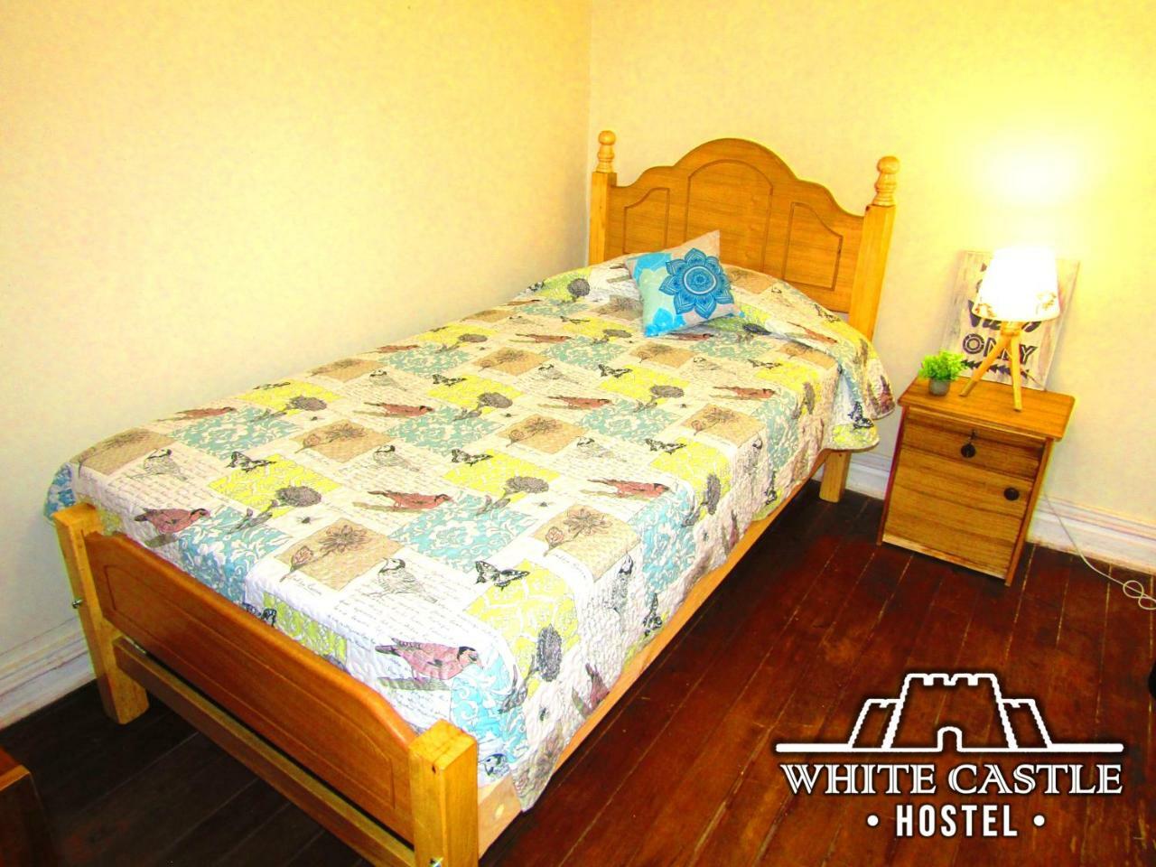 White Castle Hostel 瓦尔帕莱索 外观 照片
