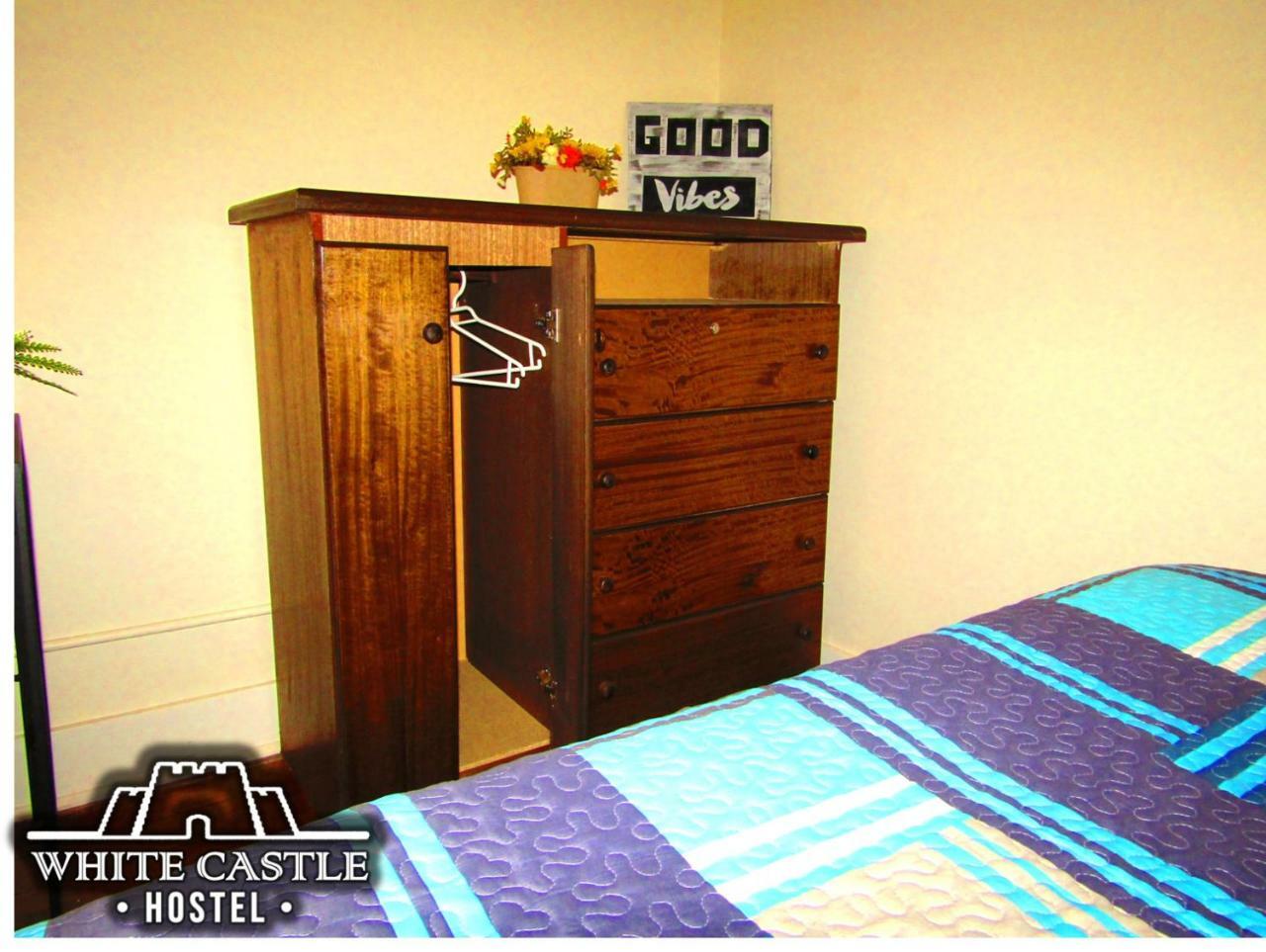White Castle Hostel 瓦尔帕莱索 外观 照片